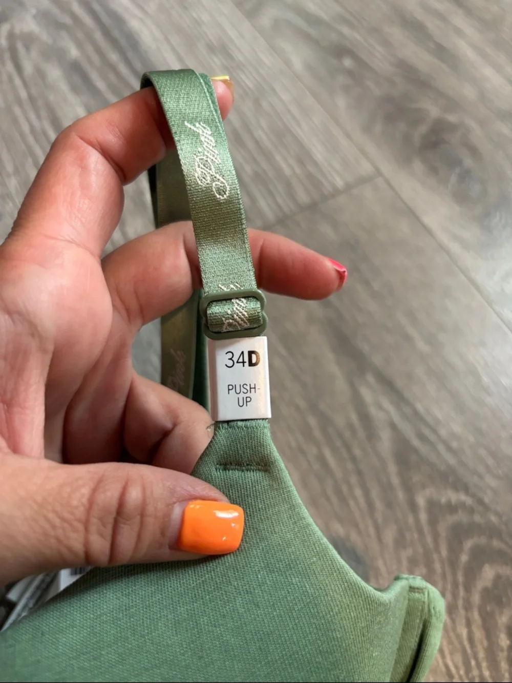 Wear Everywhere push-up NWT - Picture 2 of 4